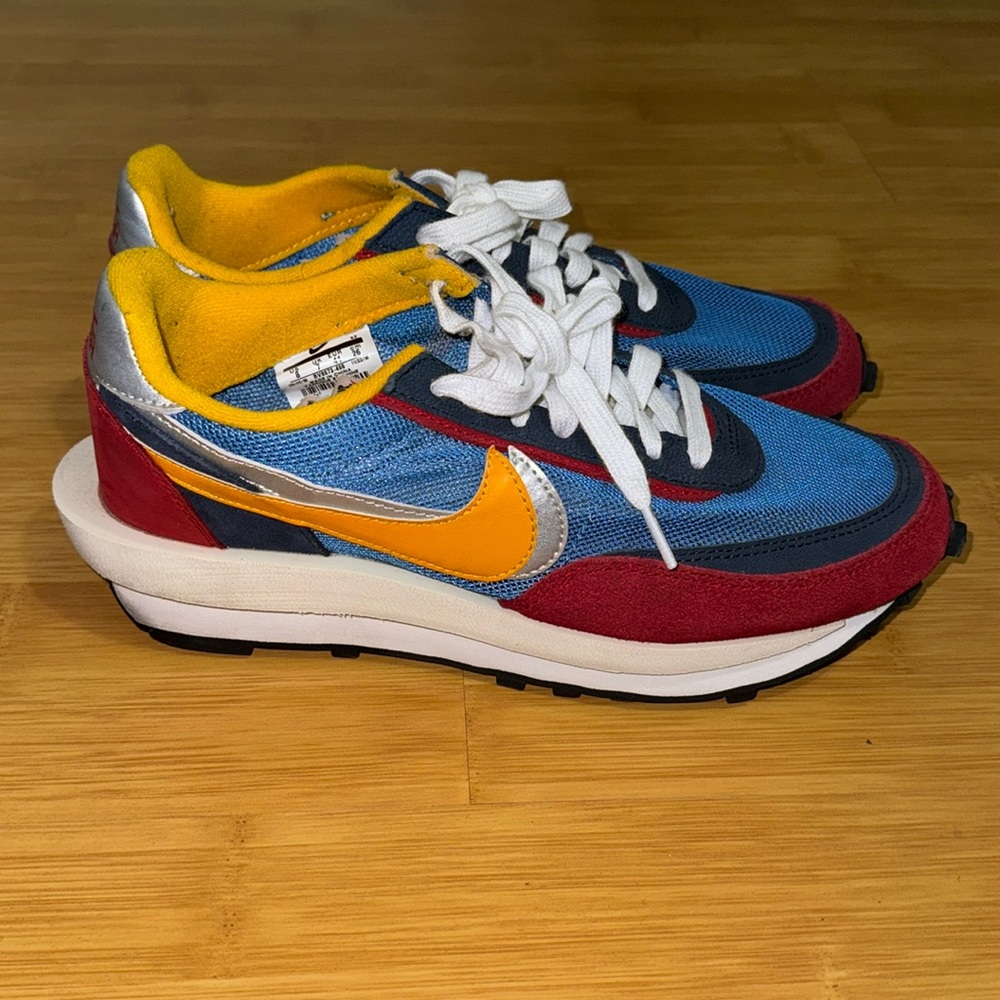 SACAI x NIKE WAFFLE TRAINER